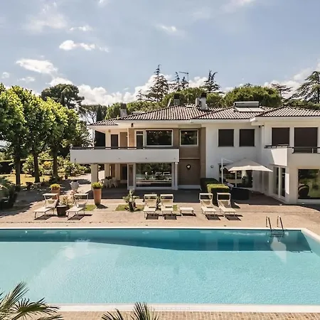 Benvenuti A Eden, Con Piscina E Giardino Βίλα *