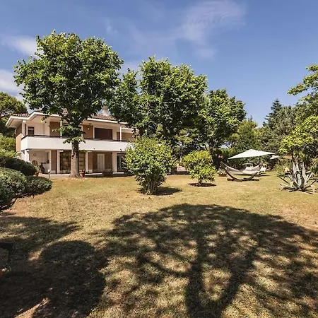 Benvenuti A Eden, Con Piscina E Giardino Βίλα *